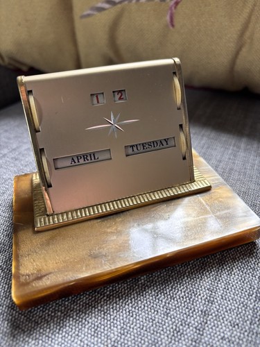 Vintage perpetual desk - vintage,