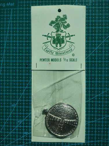 Scottish shield sword - shield,
