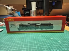 Hornby R2227 Class 8F 2-8-0