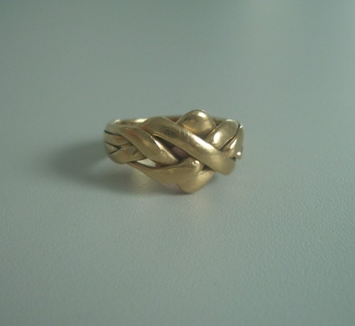 9ct gold hallmarked puzzle - 9ct,