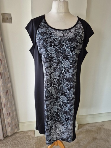 Bnwt ladies size black - bnwt, 22