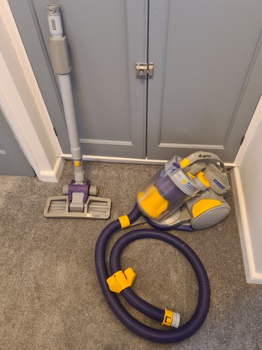 Dyson 05 - dyson, dc-05