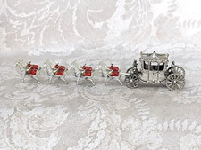 Queen Elizabeth Coronation Coach Carriage and 8 Horses