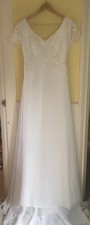 Amanda Wyatt Wedding Dress
