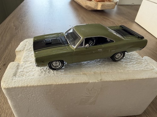 Matchbox collectibles 43 - matchbox,