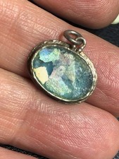 B2719 Vintage Roman Glass