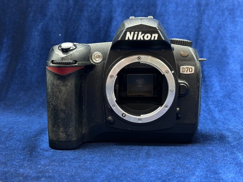 Nikon d70 camera - camera, only