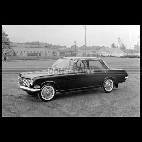 Photo 021625 vauxhall crest - photo, a.021625