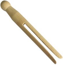 Wooden dolly clothes pegs