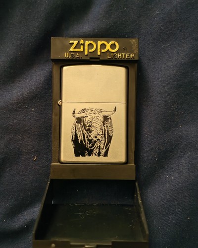 Zippo bull lighter 2003 - zippo,