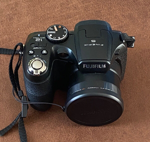 Fujifilm finepix s1730 - fujifilm,
