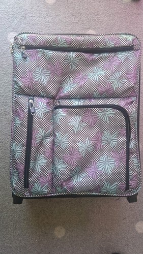 Luggage wheel suitcase - it,