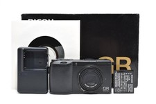 Ricoh digital compact - gr,