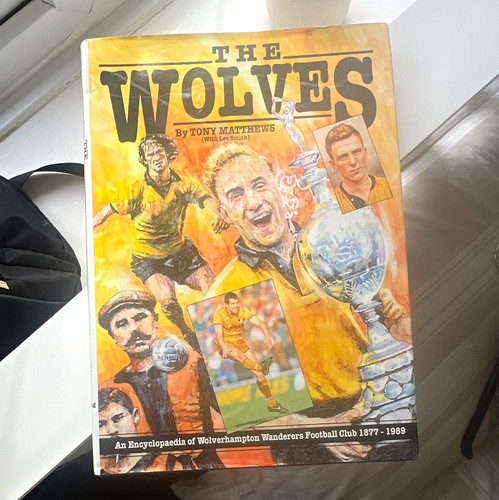The wolves encyclopaedia - the,
