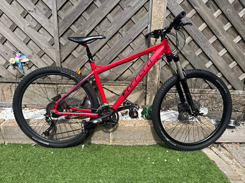 Red carrera kraken - red,
