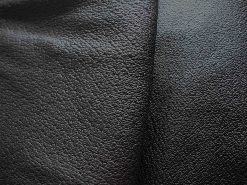 Jet black soft pigskin - jet,
