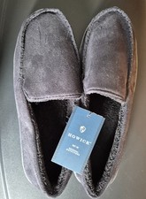 Mens Black Slip-On Moccasin Slippers Size UK S 7/8 Shoe Zone / Howick BNWT
