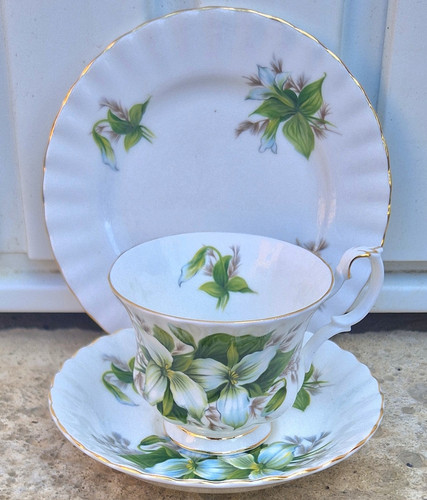 Royal albert trillium bone - royal,