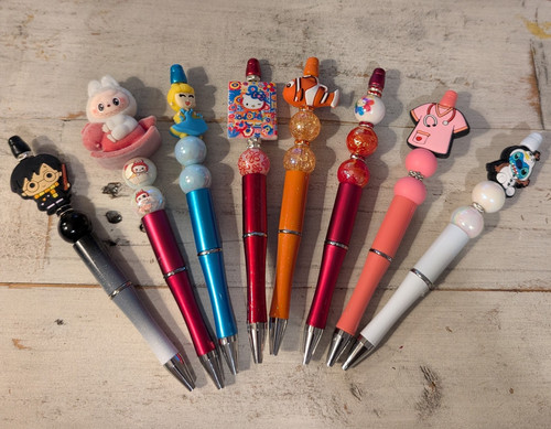 Lot novelty character - 8,