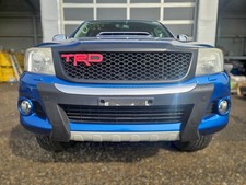 FRONT GRILLE TOYOTA HILUX