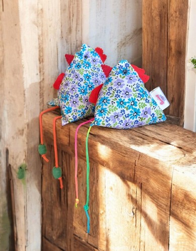 Chicken hens home decoration - chicken,