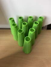 10 Green Plastic Yarn Large