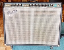 Fender Twin Reverb Guitar Amplifier