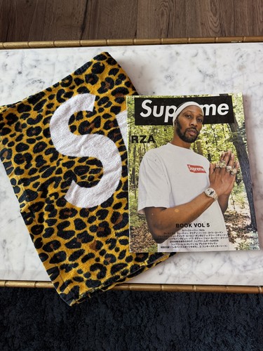 Rare 2009 supreme magazine - rare,