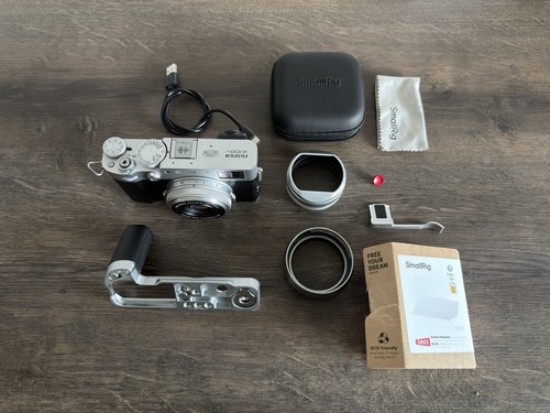 Fujifilm x100v silver camera - x100v,