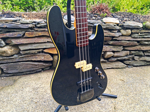 Fender aerodyne jazz bass - fender,