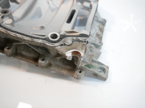 Defective oil pan
