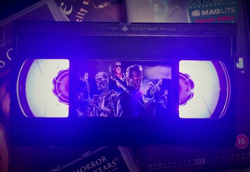 The terminator retro vhs led - retro,