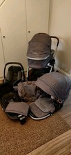 Maxi Cosi Pram Set In Grey with Car Seat Adapter