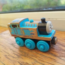 THOMAS THE TANK ENGINE for