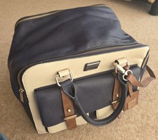 EST 1969 Cube Style Bag