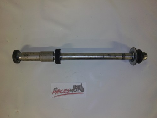 Rear wheel axle spacer - rear,