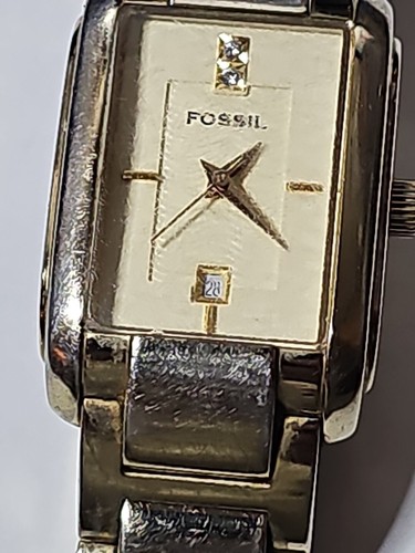 Fossil quartz white dial - white,