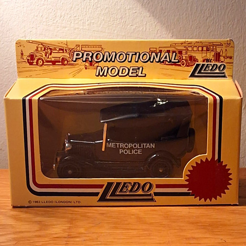 Lledo promotional model - lledo,