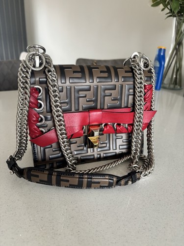 Rare authentic fendi - kan, i