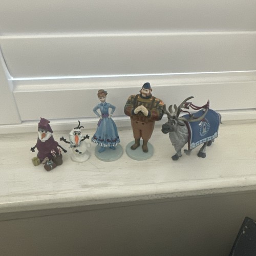 Small disney frozen figures