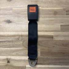 VW JETTA GOLF MK1 1978-1983 REAR SEAT SINGLE SEATBELT BUCKLE CATCH 161857739A