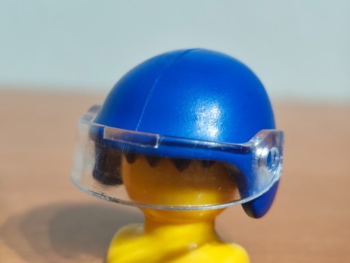 Playmobil blue helmet - playmobil,