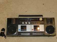 Toshiba RT-SW2 Stereo Radio
