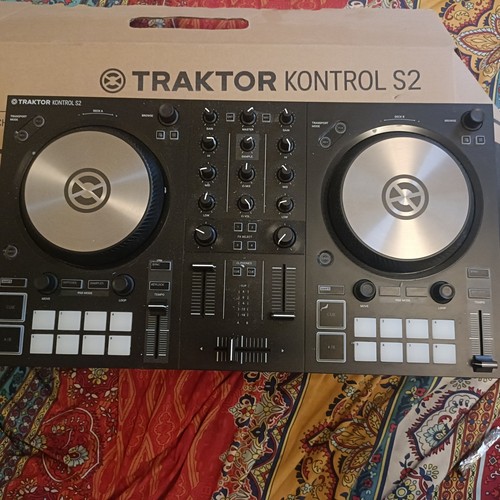 Traktor kontrol mk3 dj - traktor,