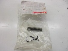 C301. Kawasaki ZX 600 KZ 1000 Spring Timing Chain Cylinder Head Engine 92081-1302