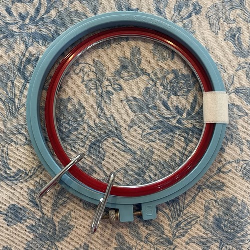 Susan bates hoop embroidery - susan,