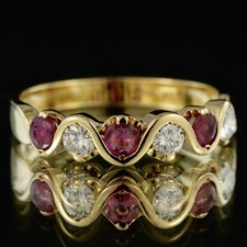 Vintage 18ct Yellow Gold, Ruby