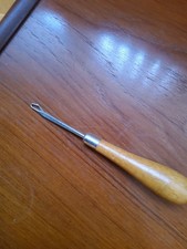 Vintage Beehive Rug Wool Making Wooden Latch Hook 