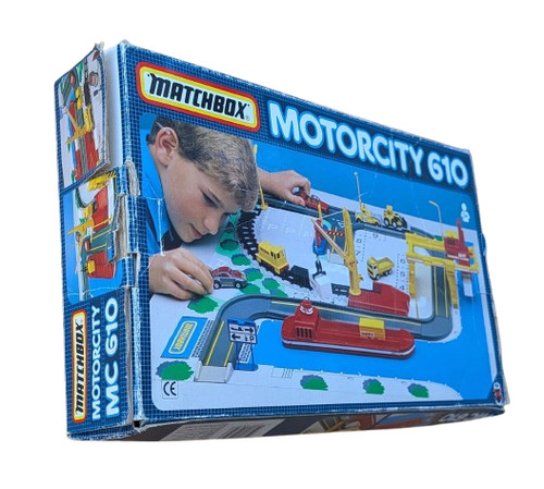 Matchbox motorcity 610 - matchbox,