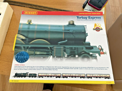 Hornby r2090 torbay express - torbay,